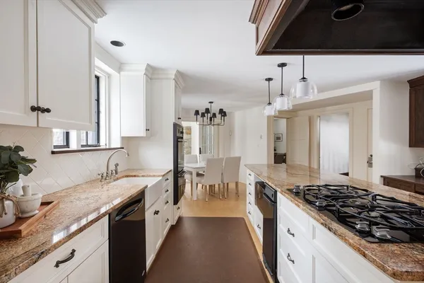 $3,850,000 | 3 Evergreen Lane, Hingham, MA 02043