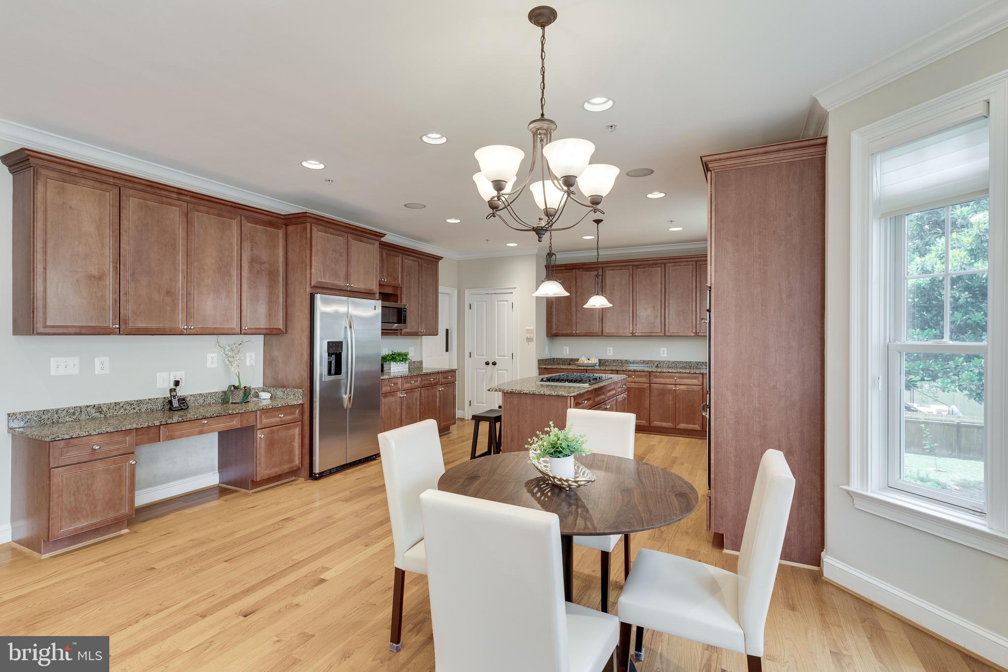 5911 Greentree Road Bethesda, MD 20817 - Photo 13 of 46 Gallery Image 13