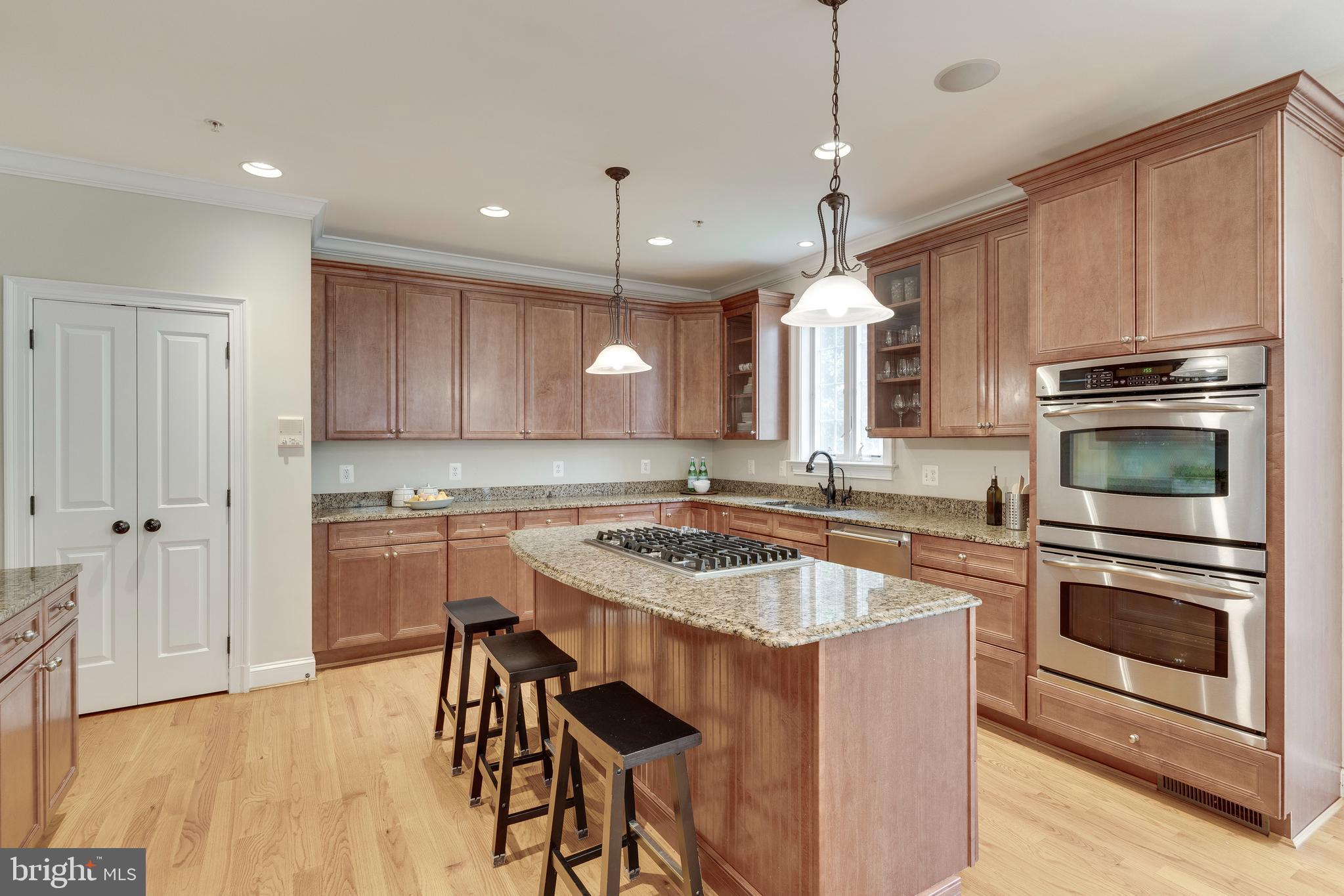 5911 Greentree Road Bethesda, MD 20817 - Photo 14 of 46 Gallery Image 14
