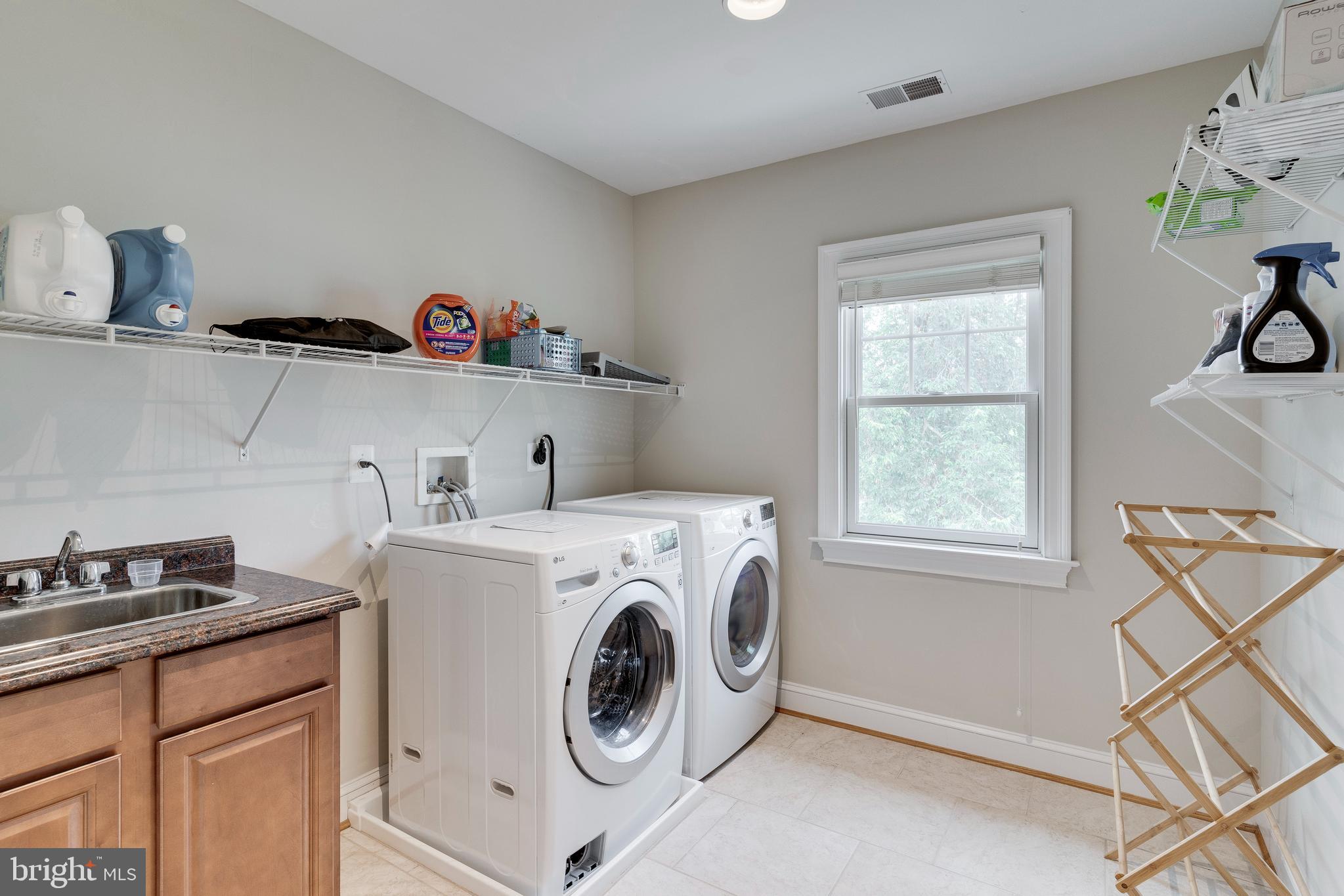 5911 Greentree Road Bethesda, MD 20817 - Photo 23 of 46 Large Laundry on BR level