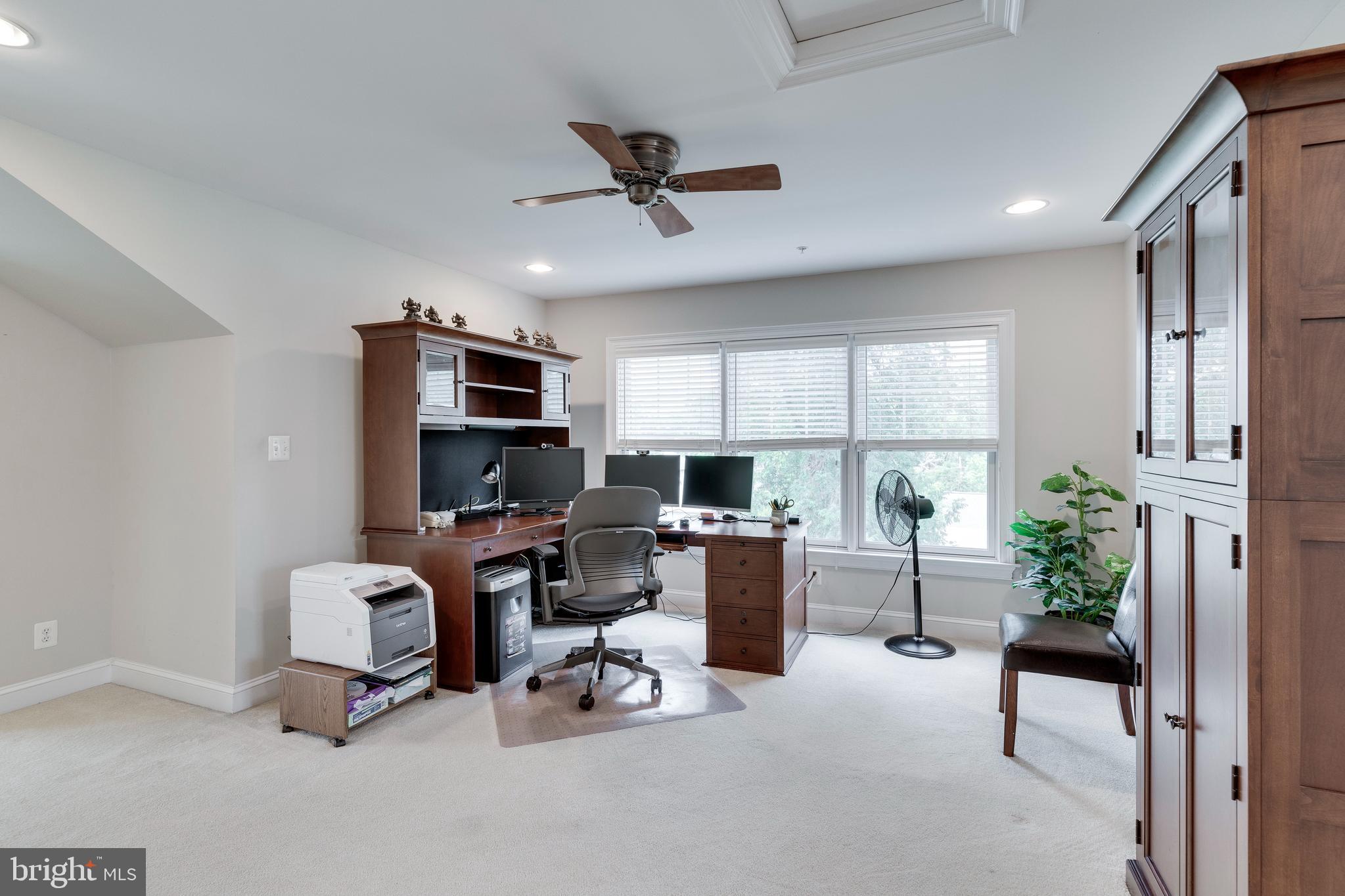 5911 Greentree Road Bethesda, MD 20817 - Photo 30 of 46 Flex Space / Home Office