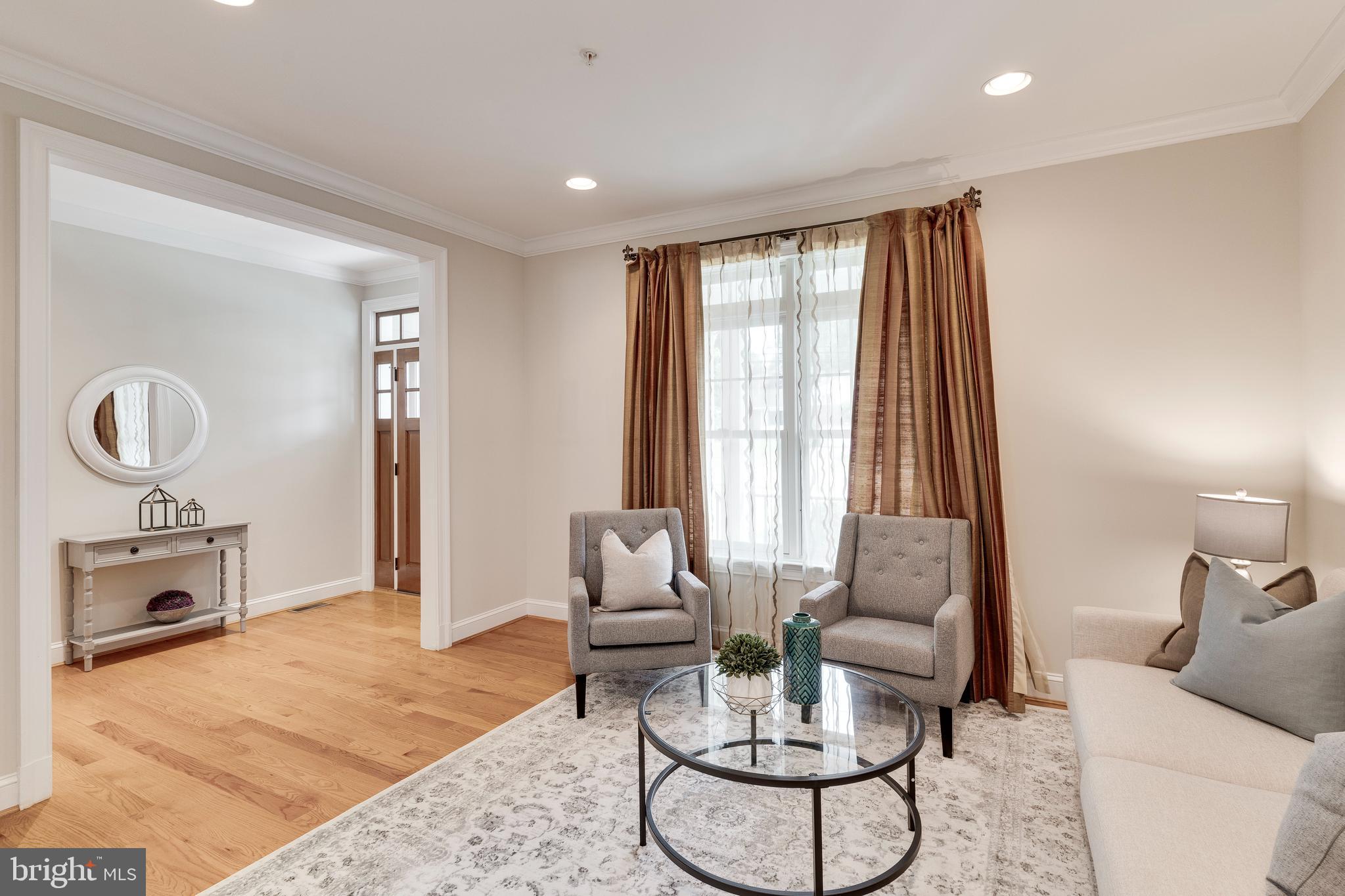 5911 Greentree Road Bethesda, MD 20817 - Photo 6 of 46 Gallery Image 6