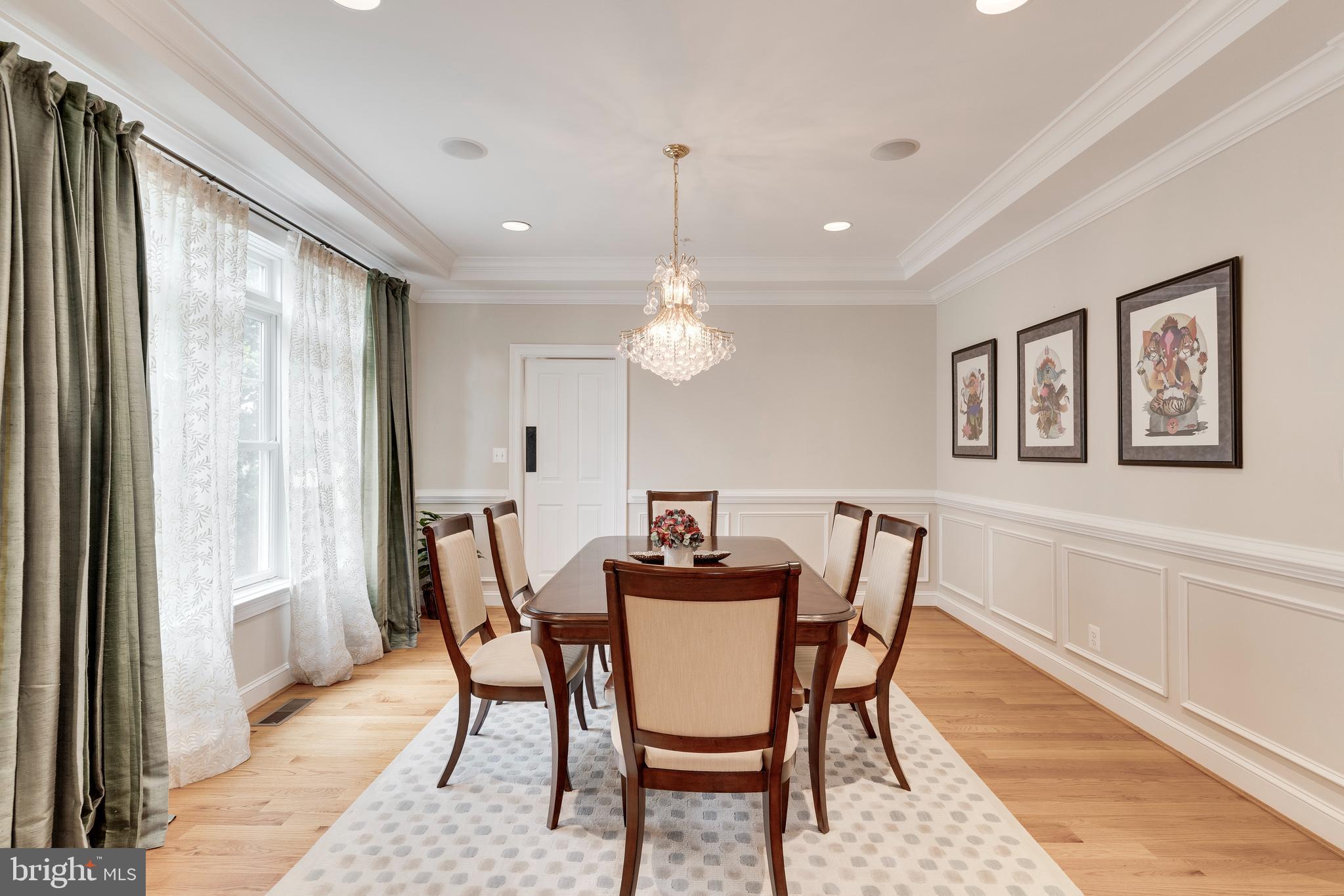 5911 Greentree Road Bethesda, MD 20817 - Photo 7 of 46 Dining Room