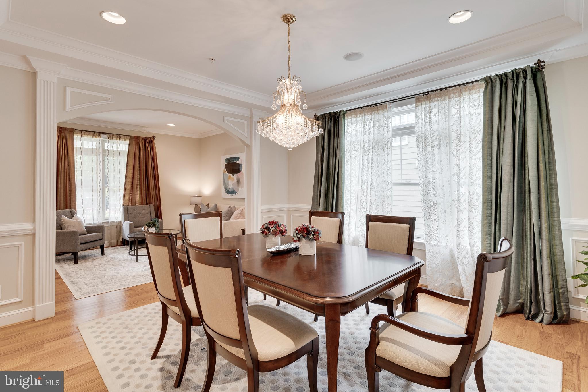 5911 Greentree Road Bethesda, MD 20817 - Photo 8 of 46 Gallery Image 8