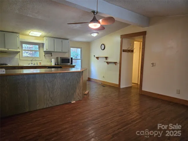 $189,900 | 102 Serenity Lane, Clyde, NC 28721