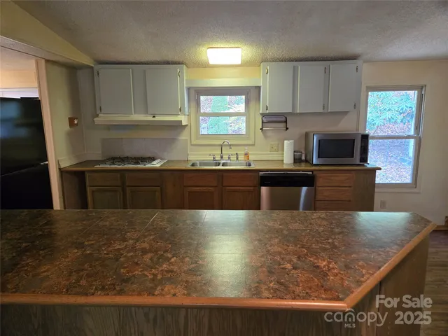 $189,900 | 102 Serenity Lane, Clyde, NC 28721