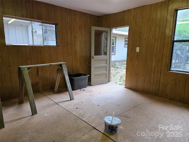 $189,900 | 102 Serenity Lane, Clyde, NC 28721