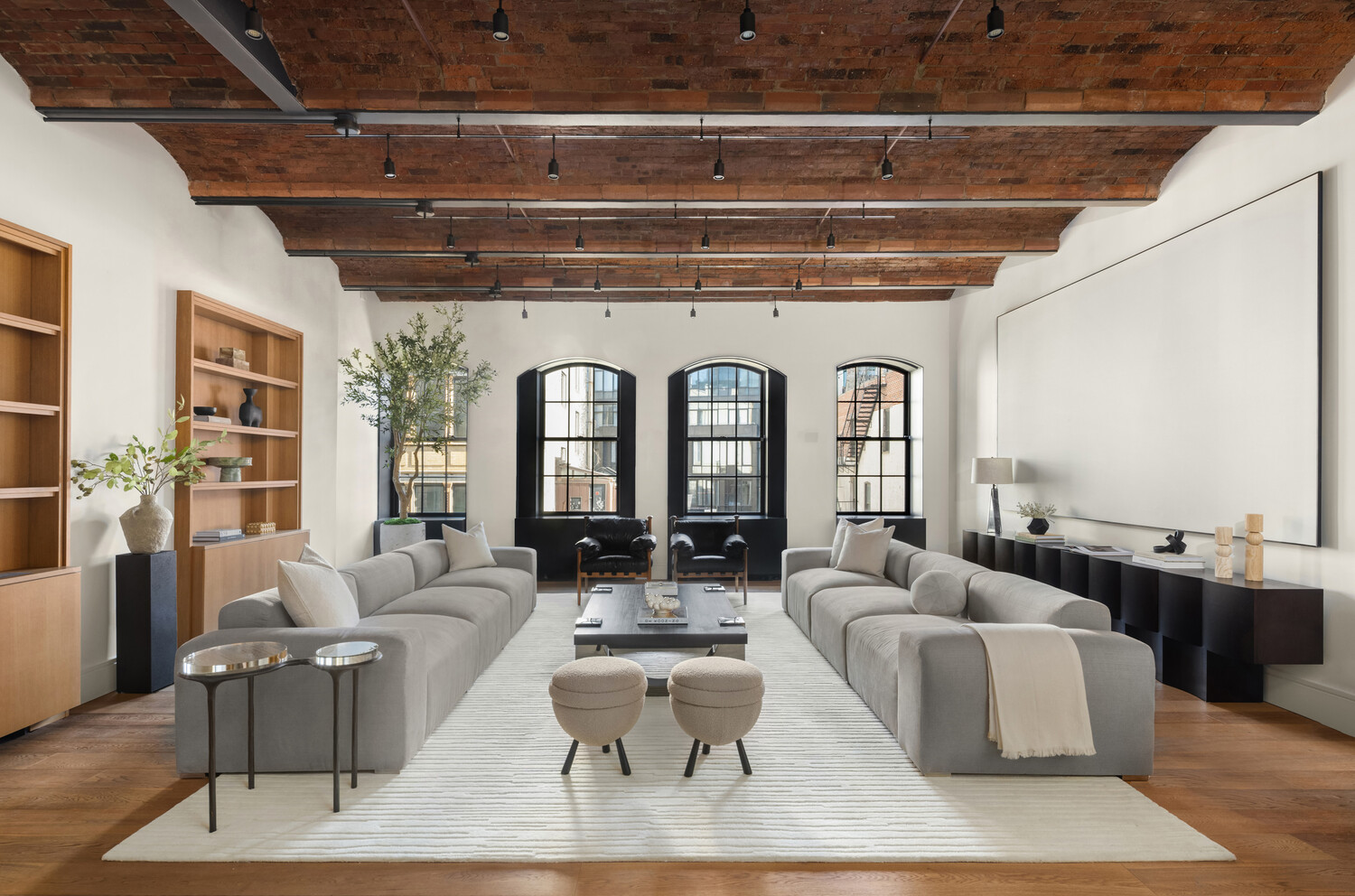 36 Bleecker Street, Unit 5A Manhattan, NY 10012 - Photo 14 of 39 a living room with furniture