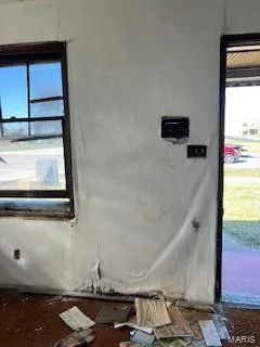 $45,000 | 5300 Bermuda Drive, Normandy, MO 63121