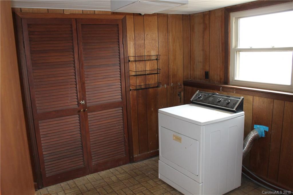 4335 Beaty Road Gastonia, NC 28056 - Photo 13 of 22 a utility room with dryer and washer