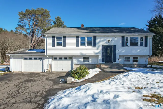 $320,000 | 150 Barnes Road, Watertown, CT 06795