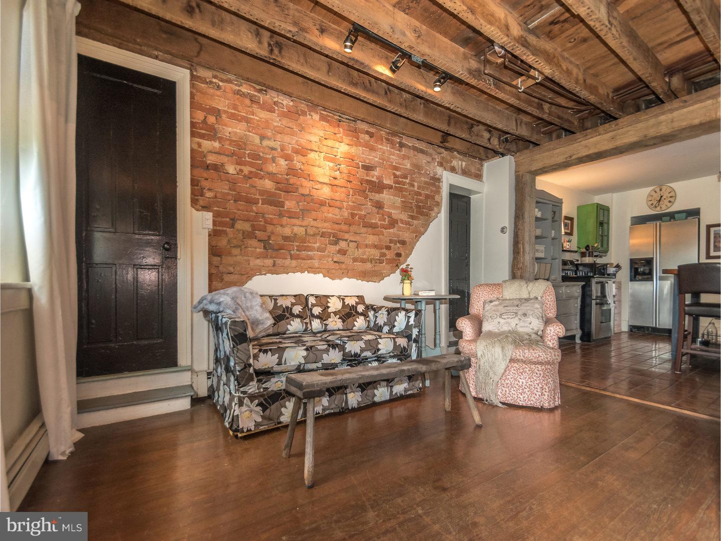 212 Media Road Oxford, PA 19363 - Photo 6 of 25 Gallery Image 6