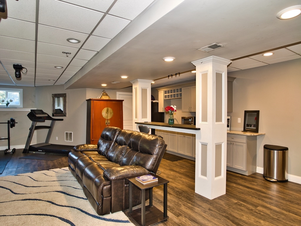 9 Brookfield Lane Bellingham, MA 02019 - Photo 30 of 40 a living room with furniture