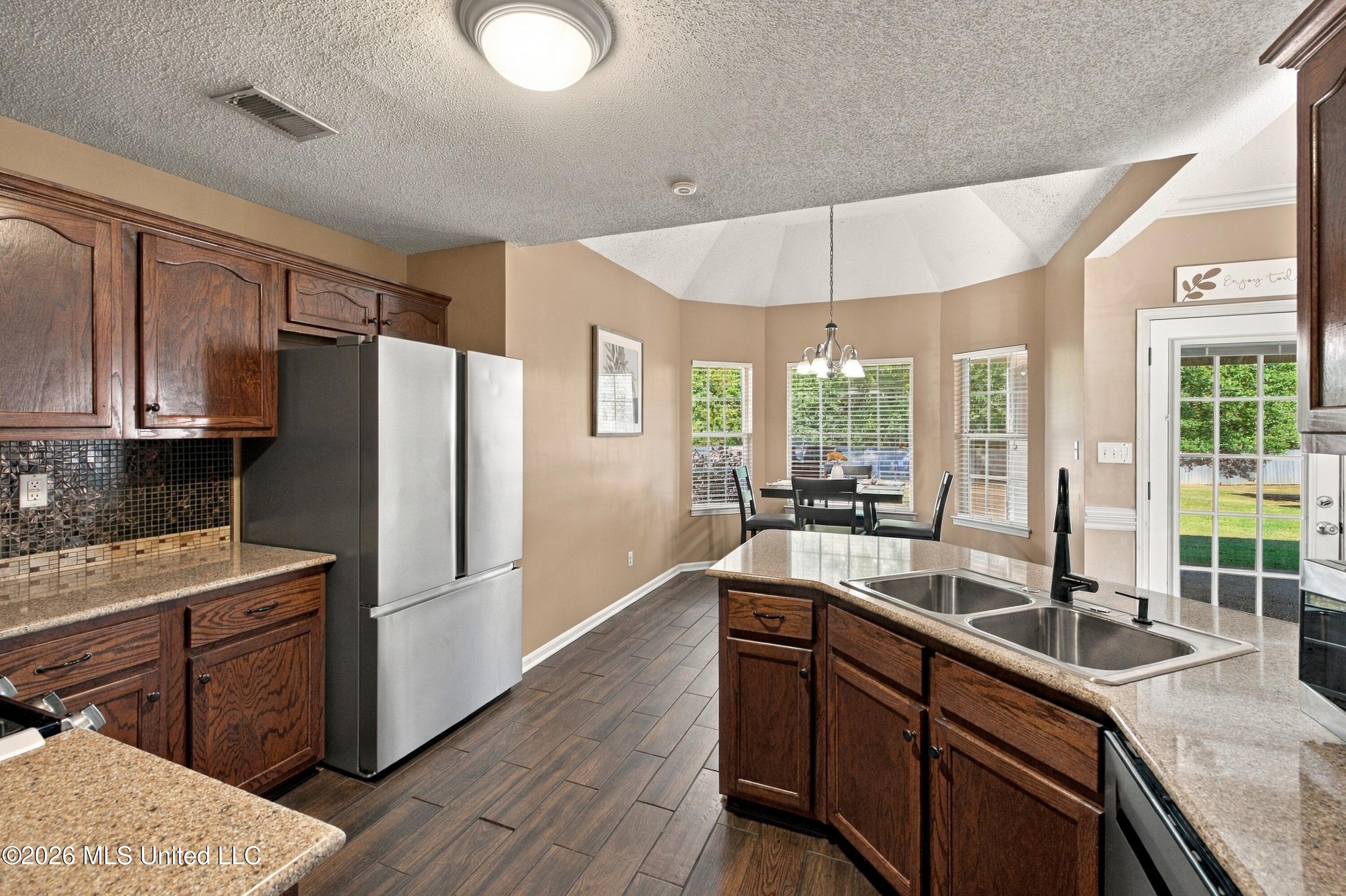 2580 Rasco Road Southaven, MS 38672 - Photo 14 of 30 023_GB4A4307