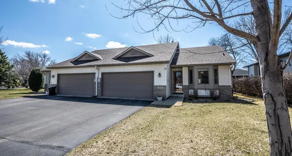 $299,900 | 197 Hickory Street, Farmington, MN 55024