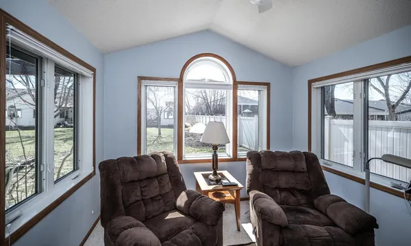 $299,900 | 197 Hickory Street, Farmington, MN 55024