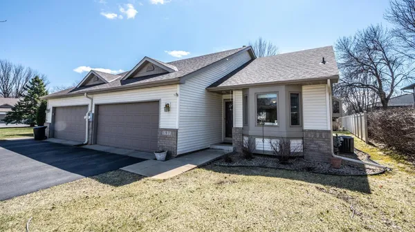 $299,900 | 197 Hickory Street, Farmington, MN 55024