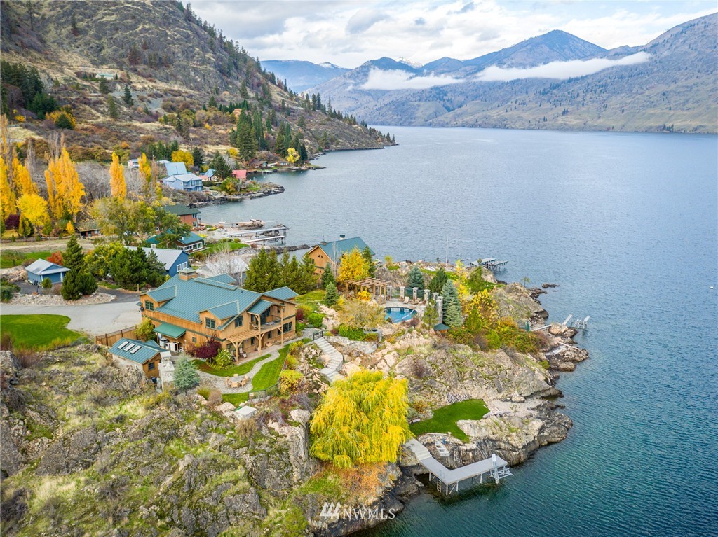 17060 South Lakeshore Road Chelan, WA 98816 - Photo 2 of 25 Gallery Image 2
