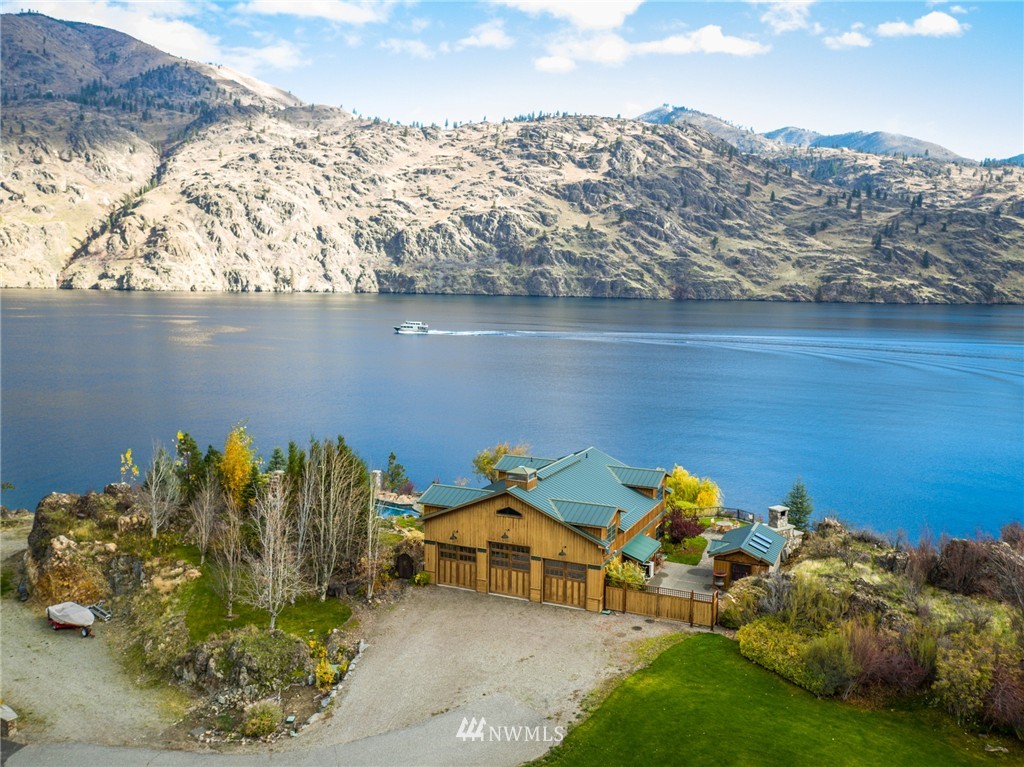 17060 South Lakeshore Road Chelan, WA 98816 - Photo 3 of 25 Gallery Image 3