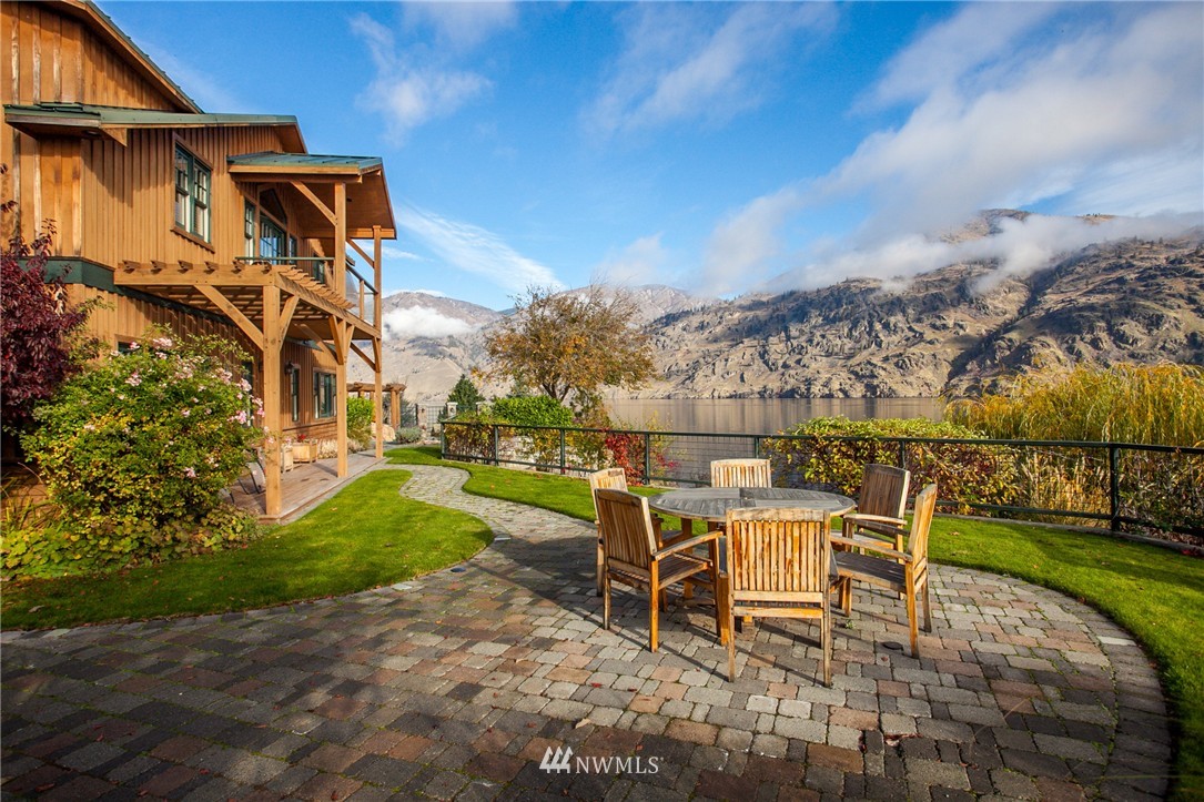 17060 South Lakeshore Road Chelan, WA 98816 - Photo 8 of 25 Gallery Image 8