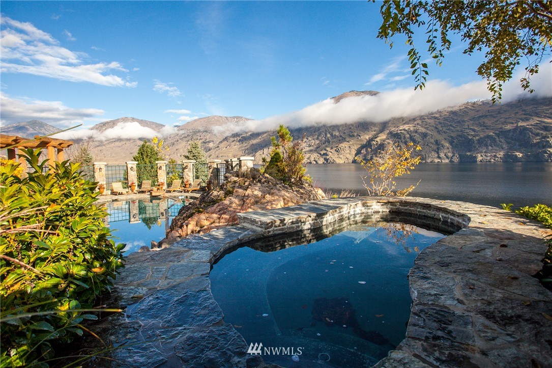 17060 South Lakeshore Road Chelan, WA 98816 - Photo 9 of 25 Gallery Image 9
