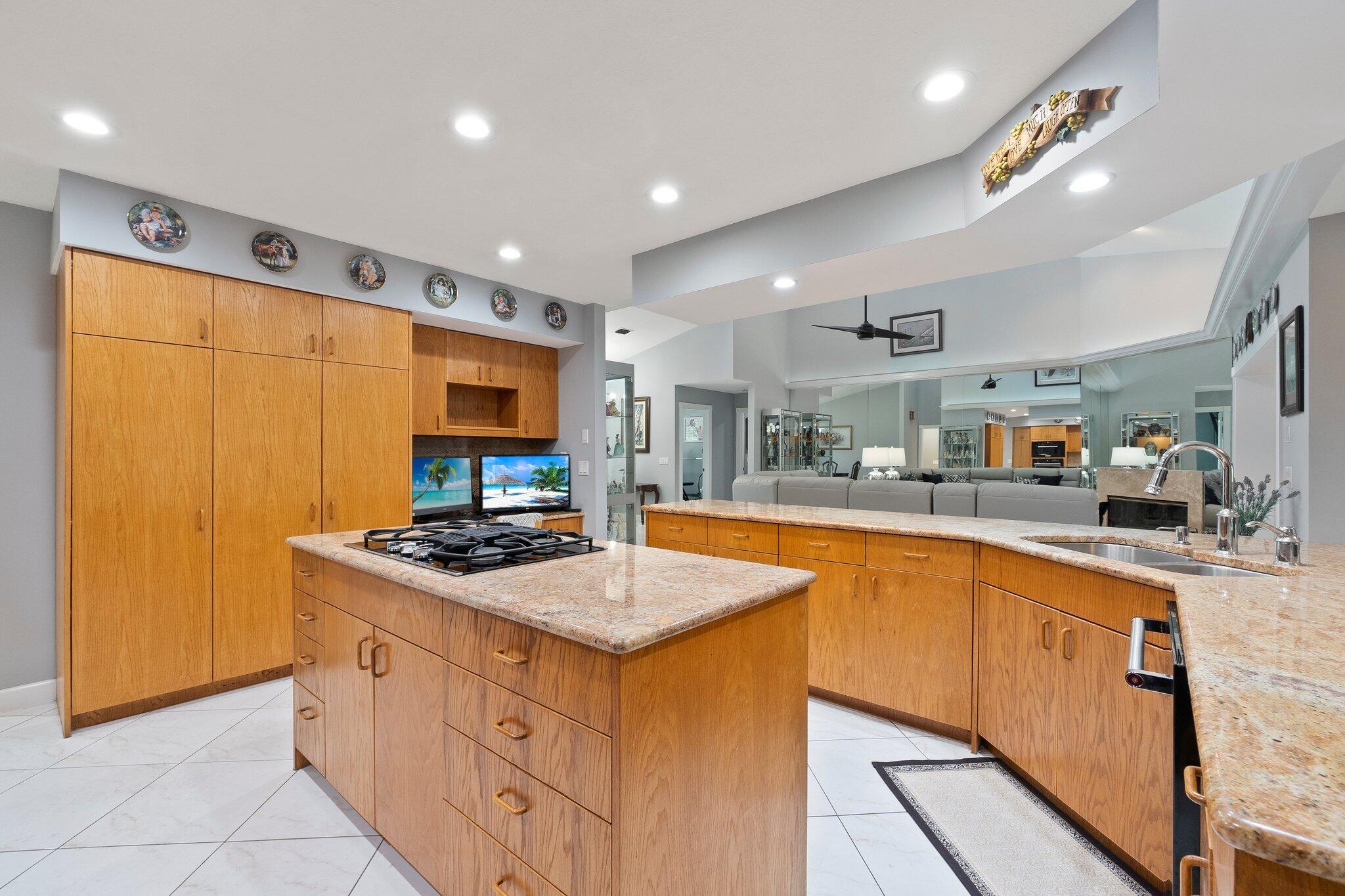 2011 Dade Road Fort Pierce, FL 34982 - Photo 22 of 66 22-web-or-mls-DSC04946