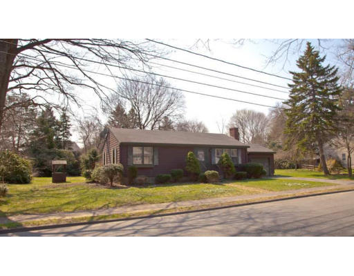 11 Sycamore Road Wakefield, MA 01880 - Photo 1 of 1 Gallery Image 1