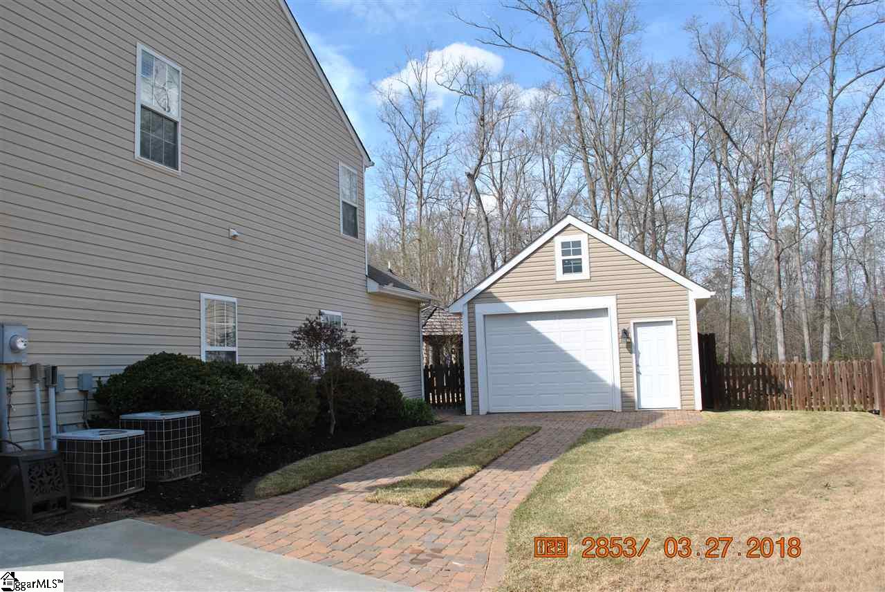 217 Farmbrook Way Simpsonville, SC 29681 - Photo 3 of 36 Gallery Image 3