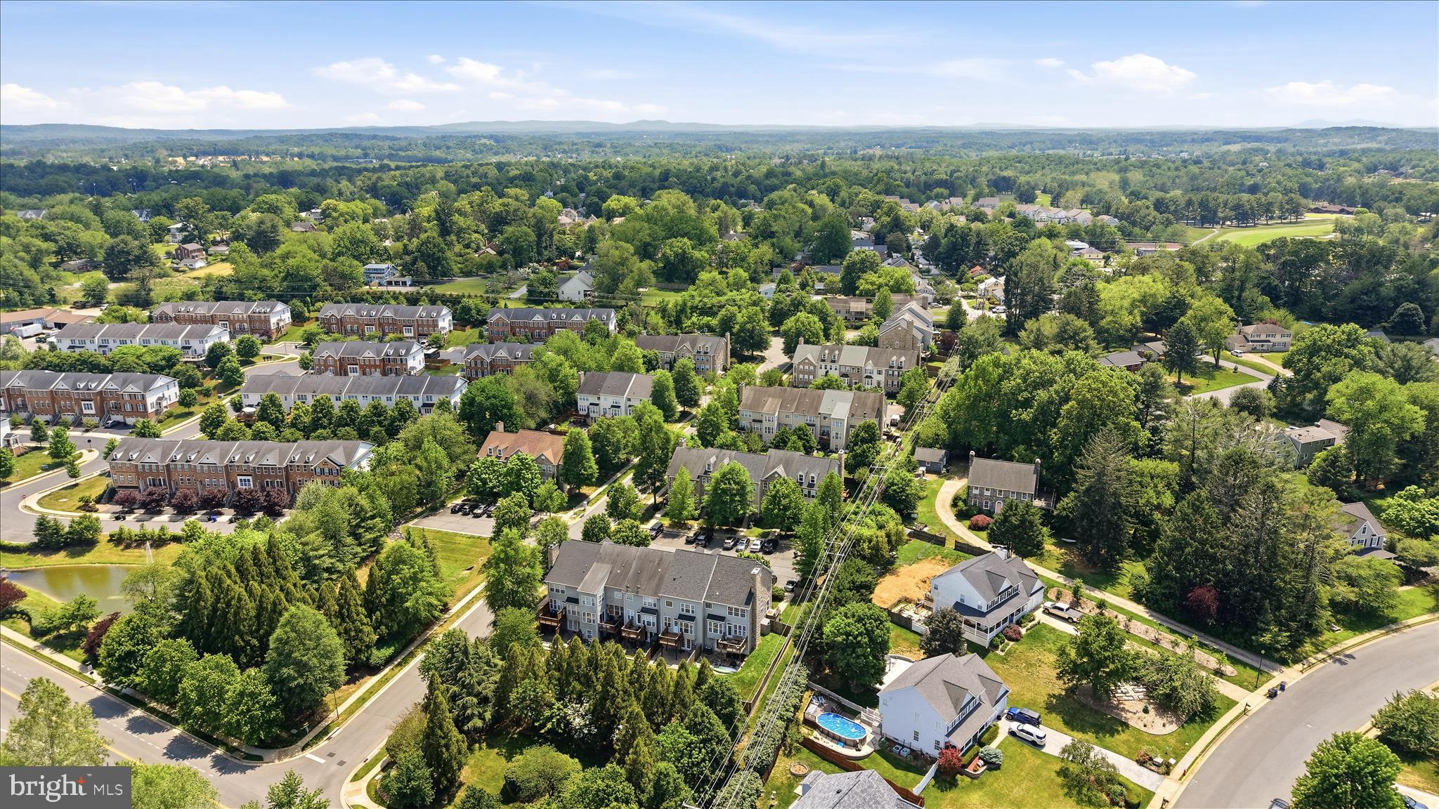 405 Leeds Ridge Court Purcellville, VA 20132 - Photo 52 of 64 Aerial