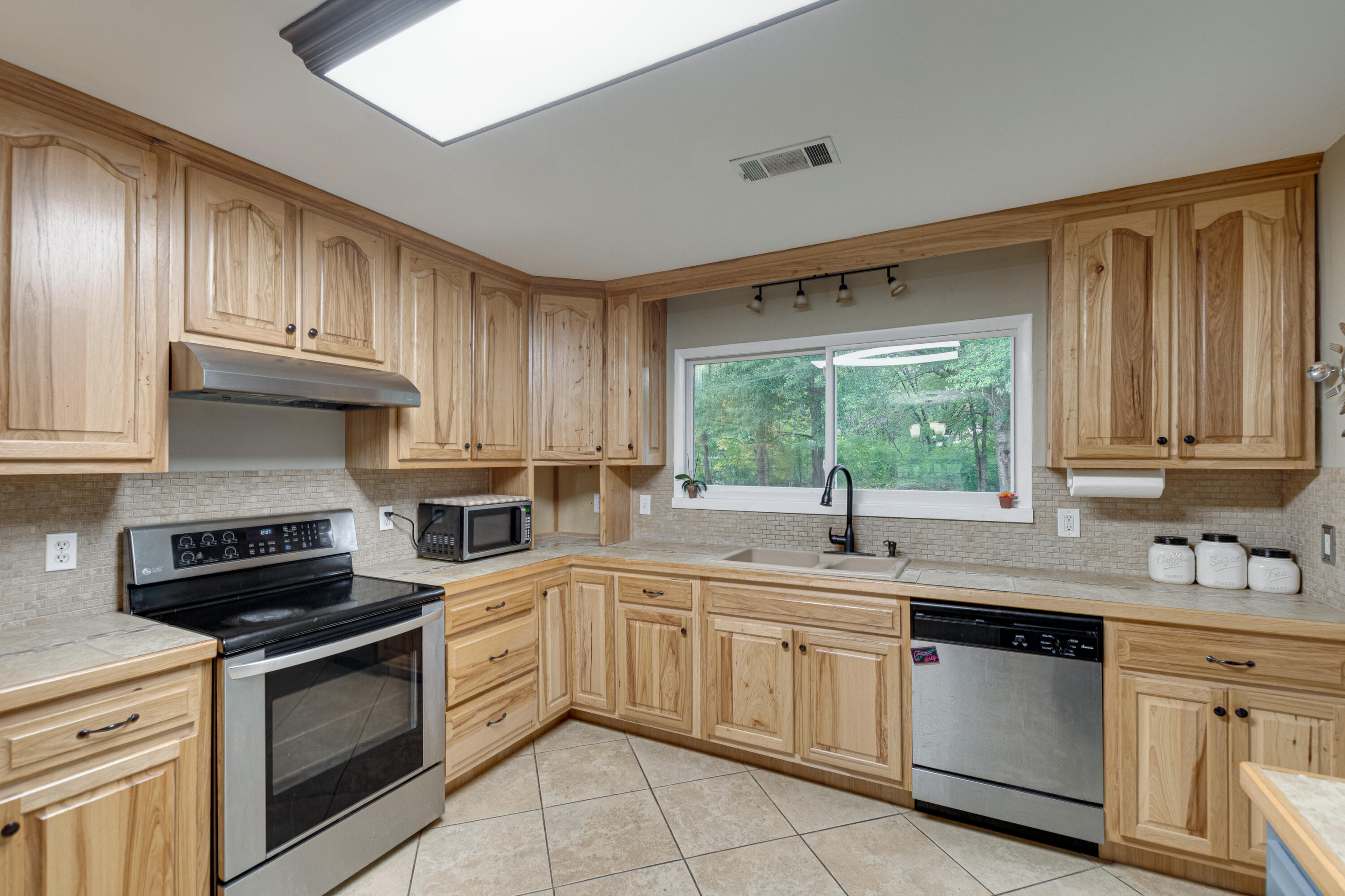 4633 Adams Road Hixson, TN 37343 - Photo 10 of 28 4633 Adams Rd-10