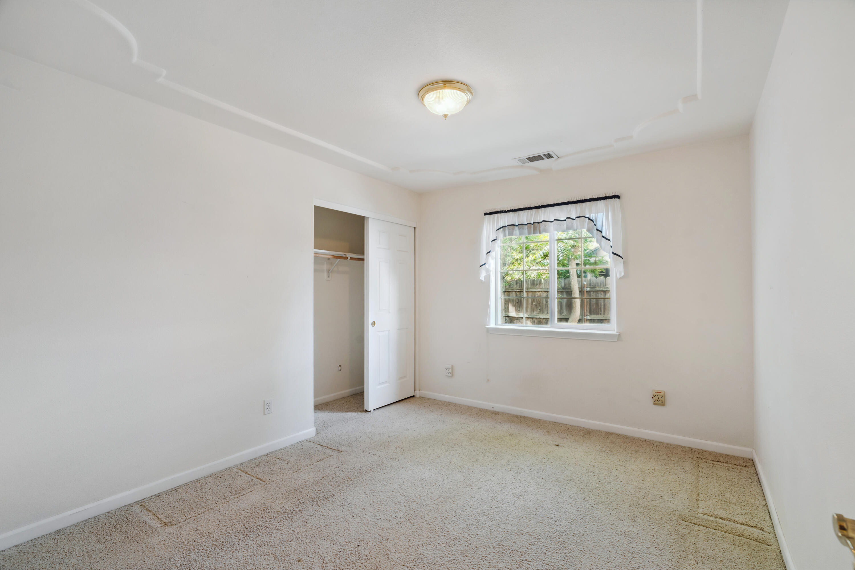 6596 Reflection Street Redding, CA 96001 - Photo 20 of 48 Bedroom 2