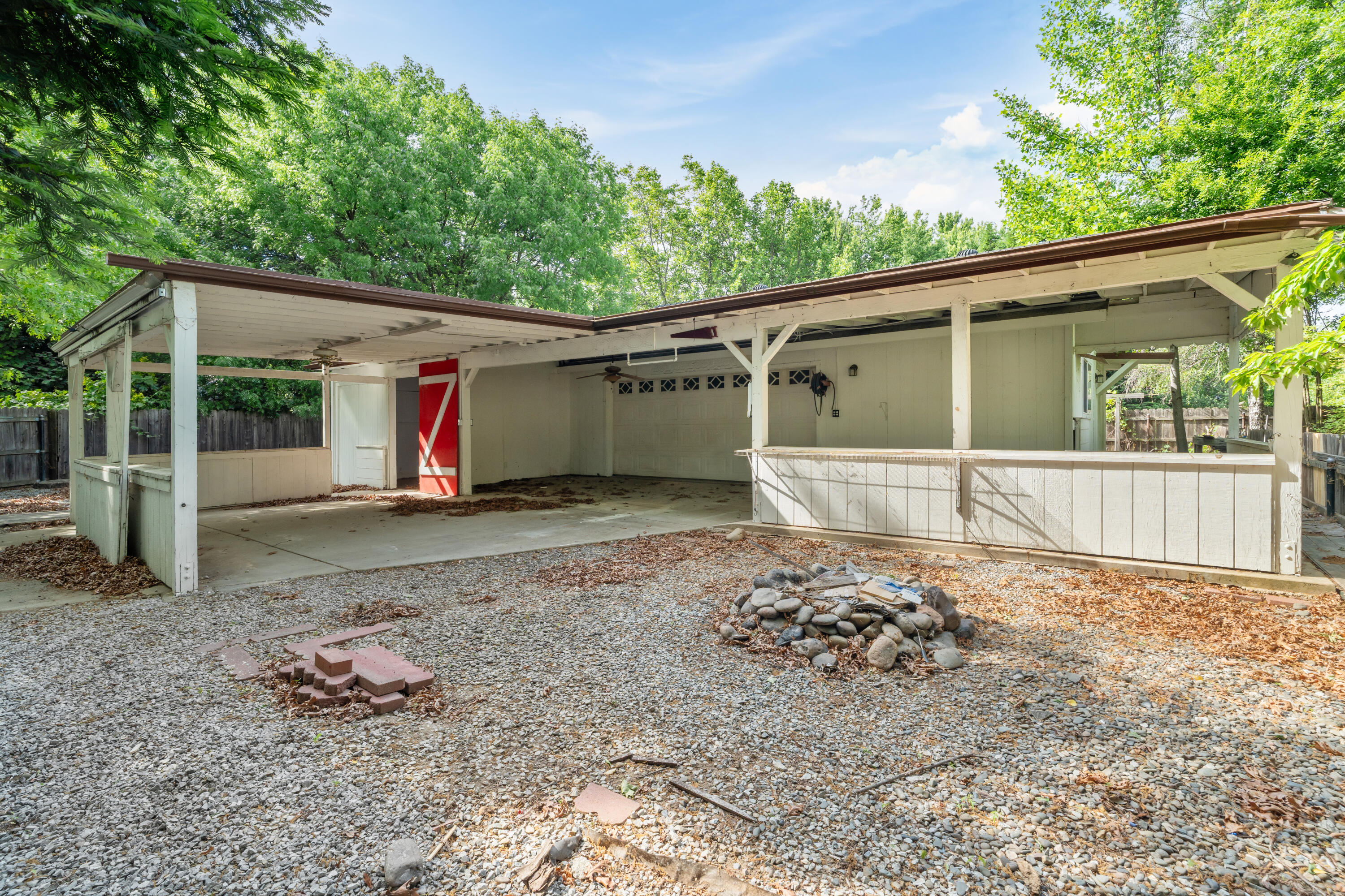6596 Reflection Street Redding, CA 96001 - Photo 39 of 48 Detached Garage