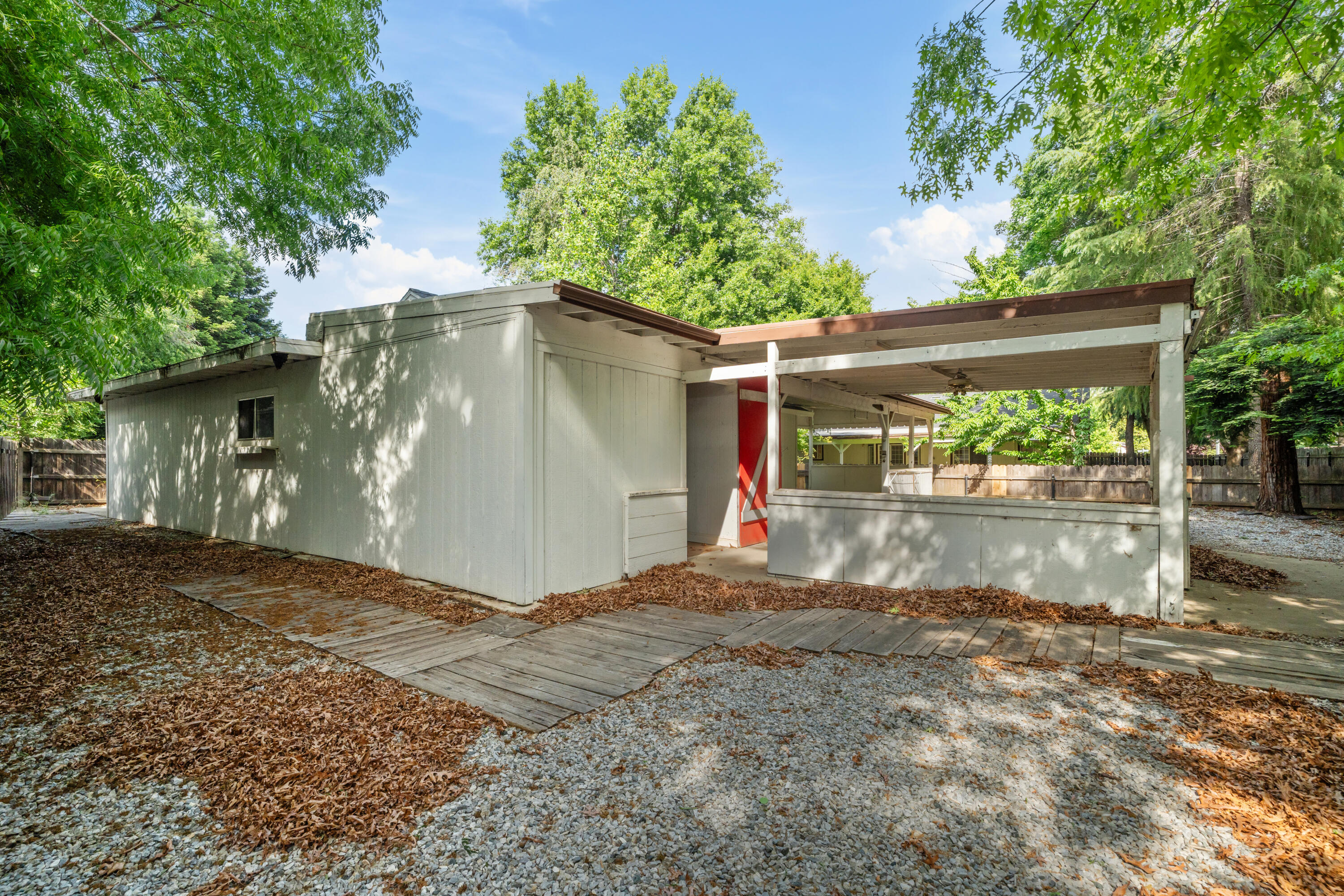 6596 Reflection Street Redding, CA 96001 - Photo 43 of 48 Detached Garage