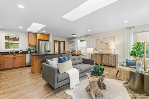 $995,000 | 10731 Dayton Avenue North, Seattle, WA 98133