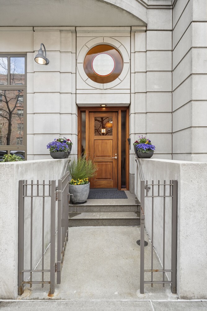 3 Morton Square Manhattan, NY 10014 - Photo 2 of 26 a front view of a house with entryway