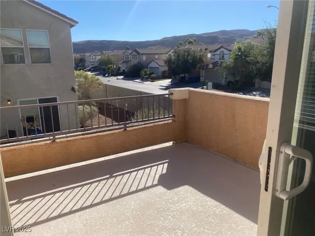 $2,300 | 9541 Vast Valley Avenue, Las Vegas, NV 89148