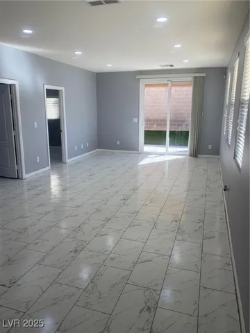 $2,300 | 9541 Vast Valley Avenue, Las Vegas, NV 89148
