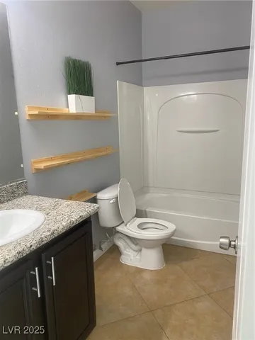 $2,300 | 9541 Vast Valley Avenue, Las Vegas, NV 89148