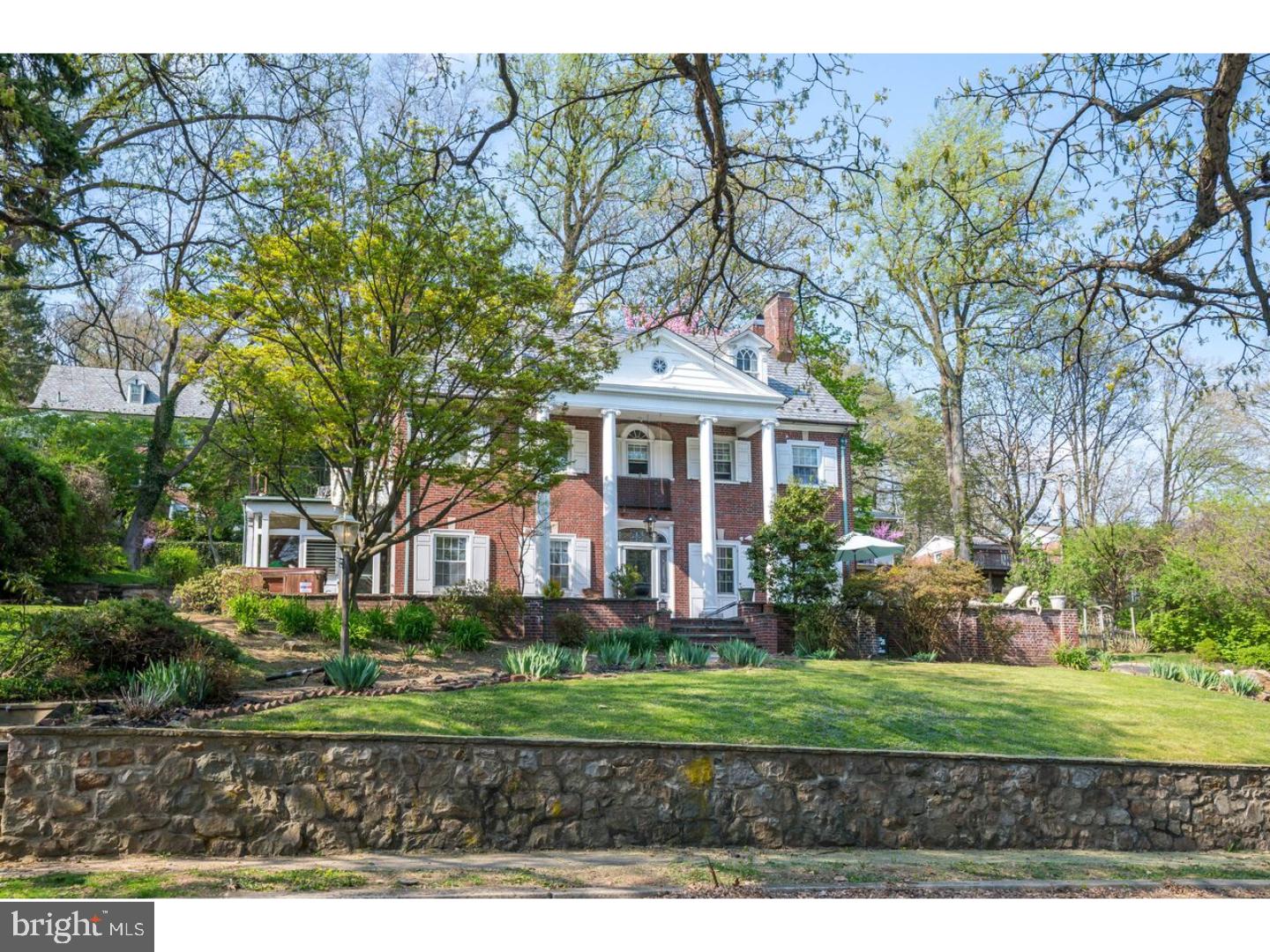 1807 Holly Road Reading, PA 19602 - Photo 1 of 25 Gallery Image 1