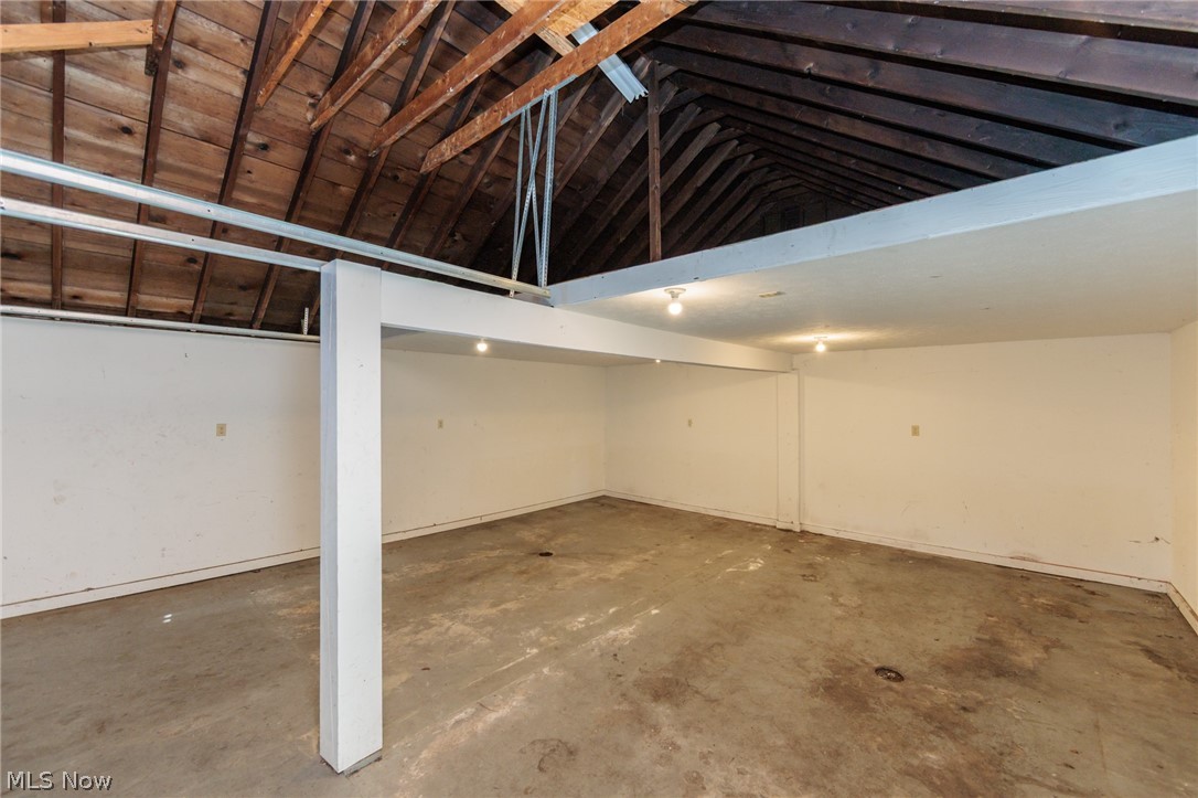 6035 Chapel Road Madison, OH 44057 - Photo 14 of 16