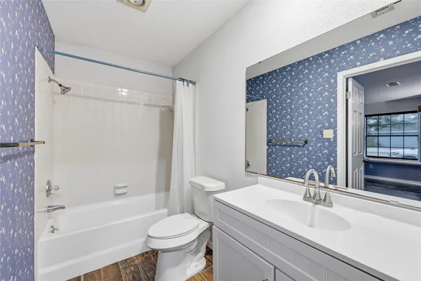 $1,800 | 955 Green Meadow Street, Beaumont, TX 77706