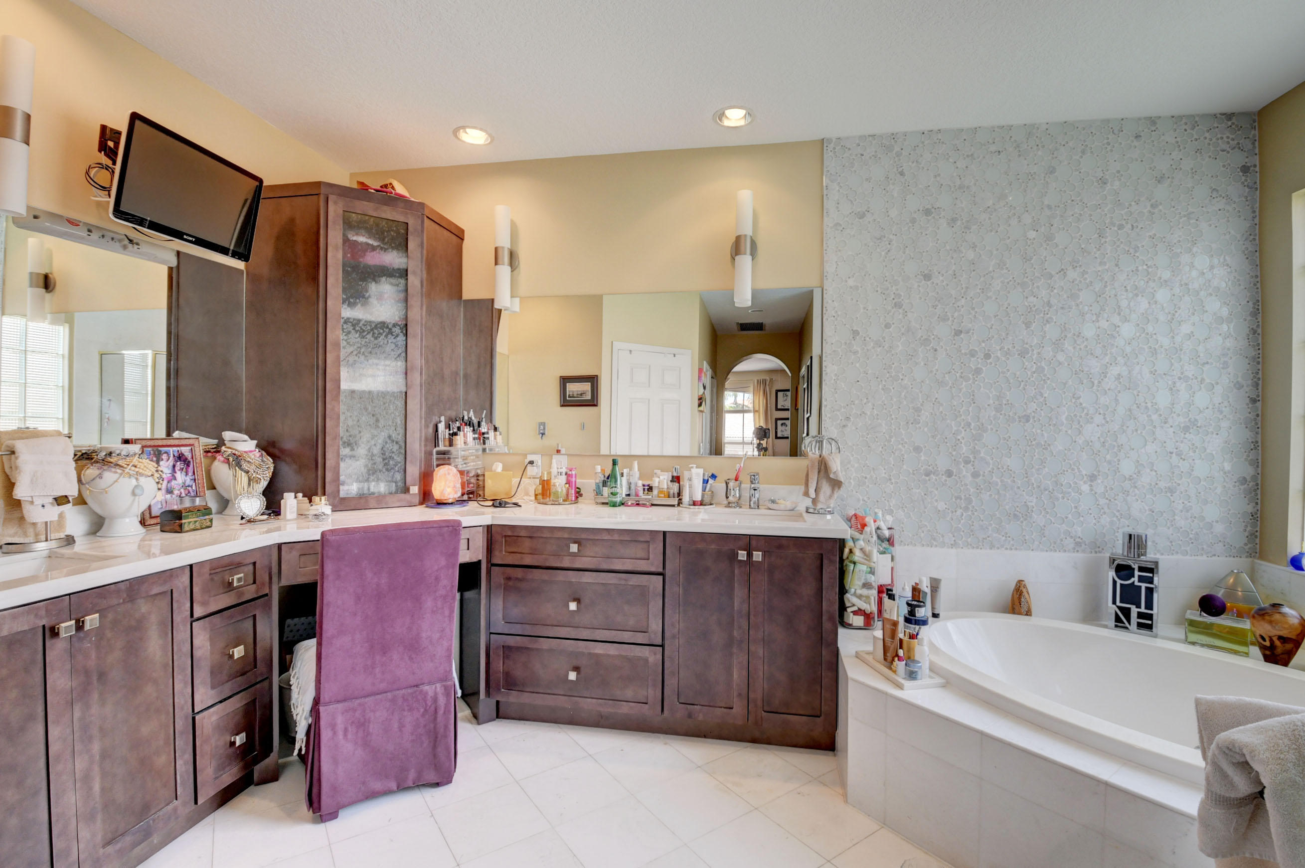 4284 Northwest 61st Lane Boca Raton, FL 33496 - Photo 14 of 21 Master Bathroom