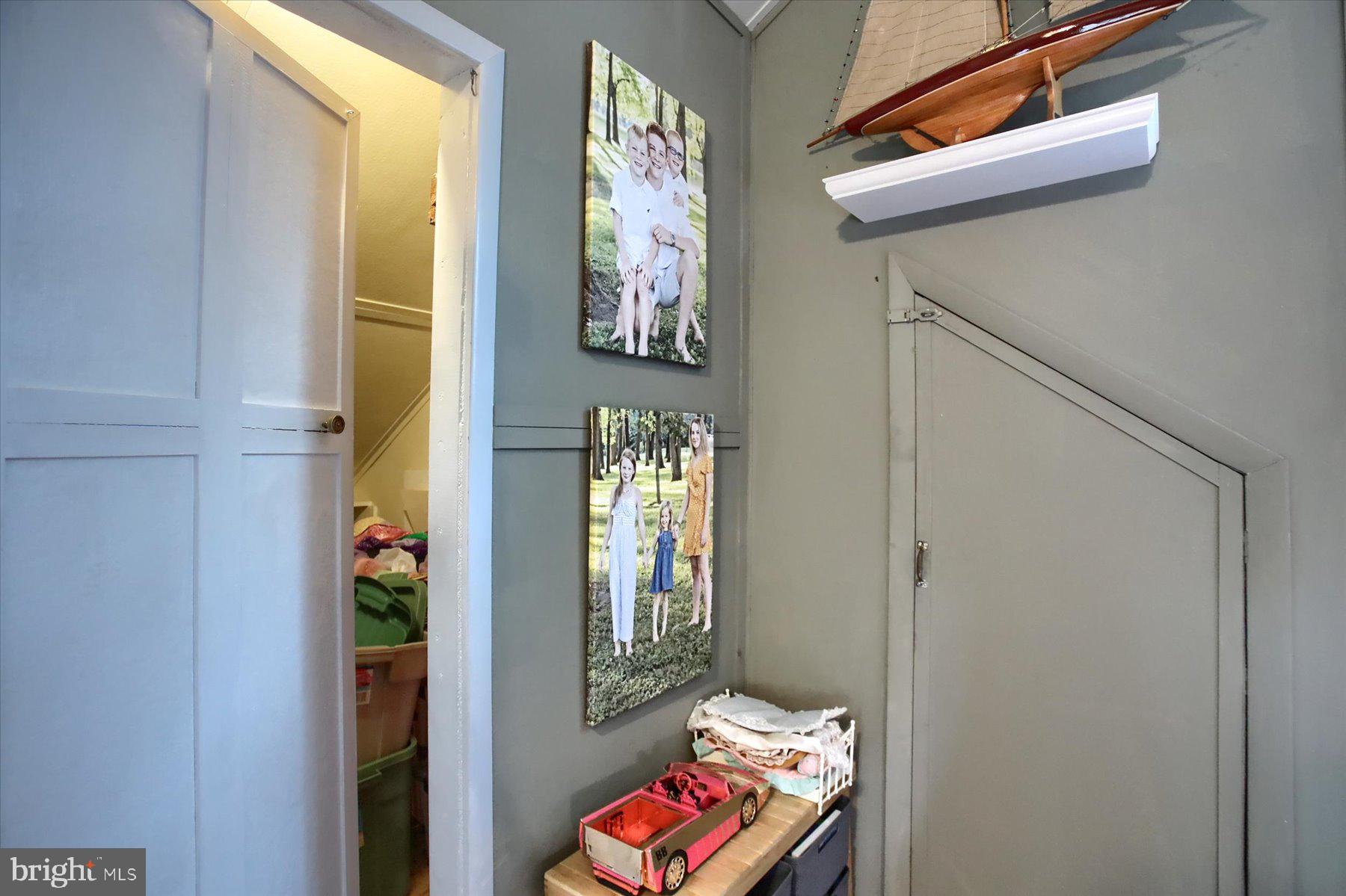 1447 Lutztown Road Boiling Springs, PA 17007 - Photo 38 of 63 3rd Floor Storage/ Closet