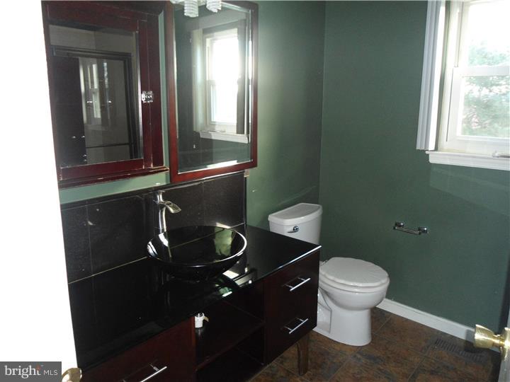 1 Willow Ridge Road Evesham, NJ 08053 - Photo 18 of 24 Master Bathroom