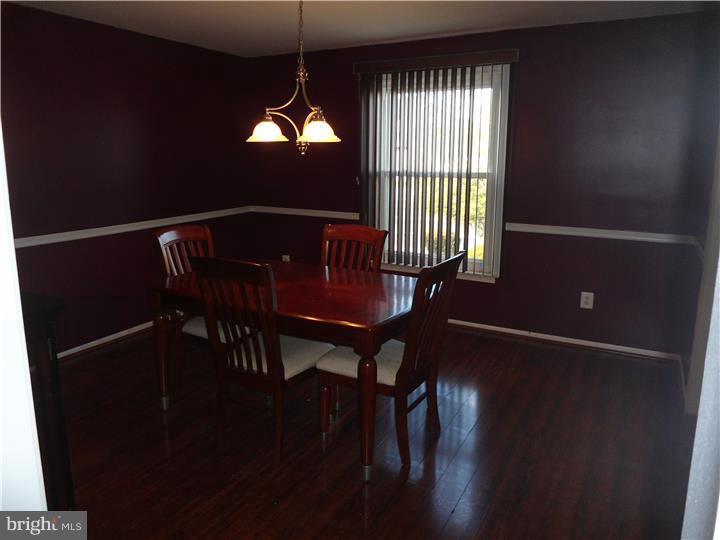 1 Willow Ridge Road Evesham, NJ 08053 - Photo 6 of 24 Dining Room