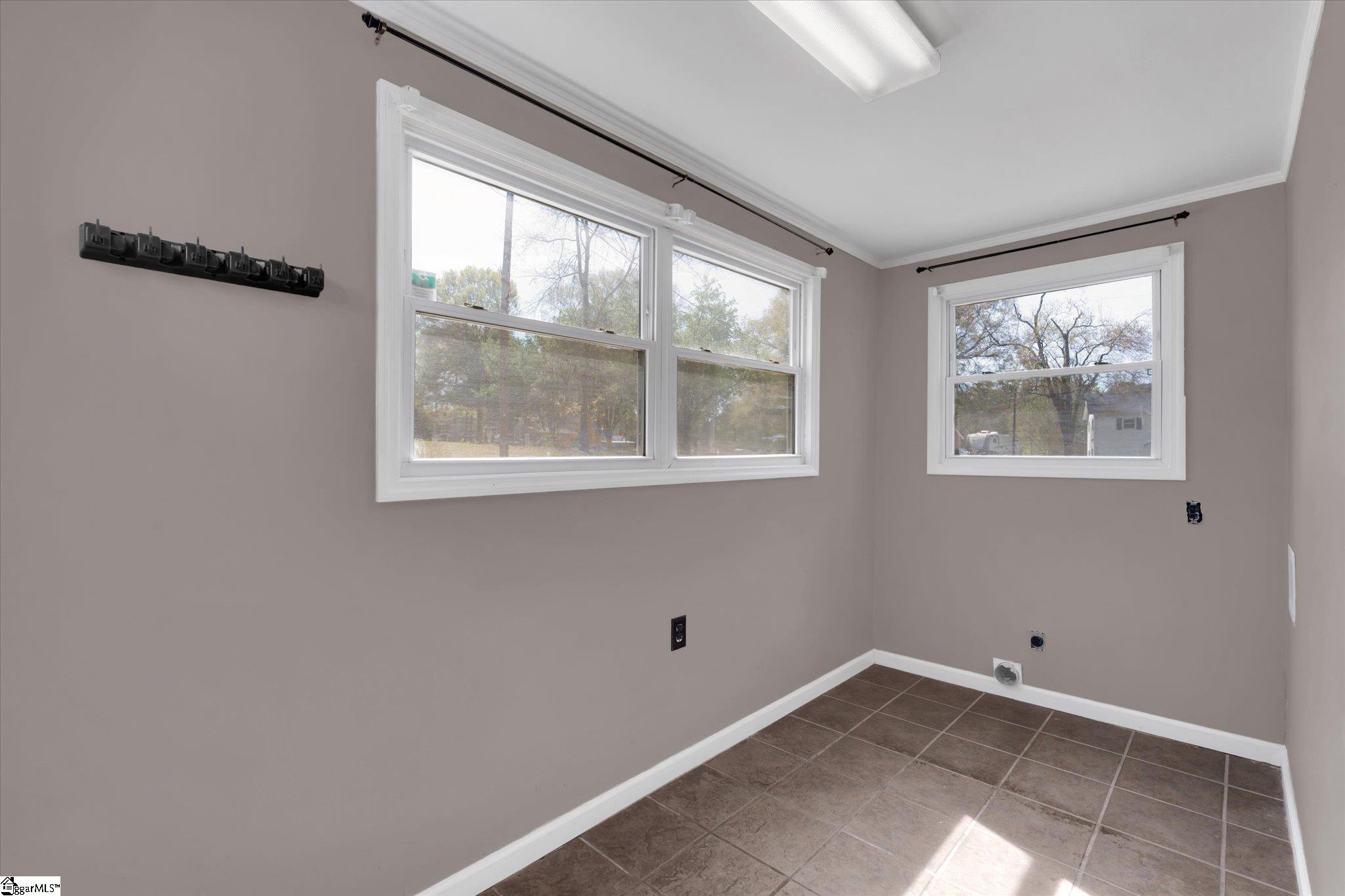 519 Moore Road Piedmont, SC 29673 - Photo 13 of 32