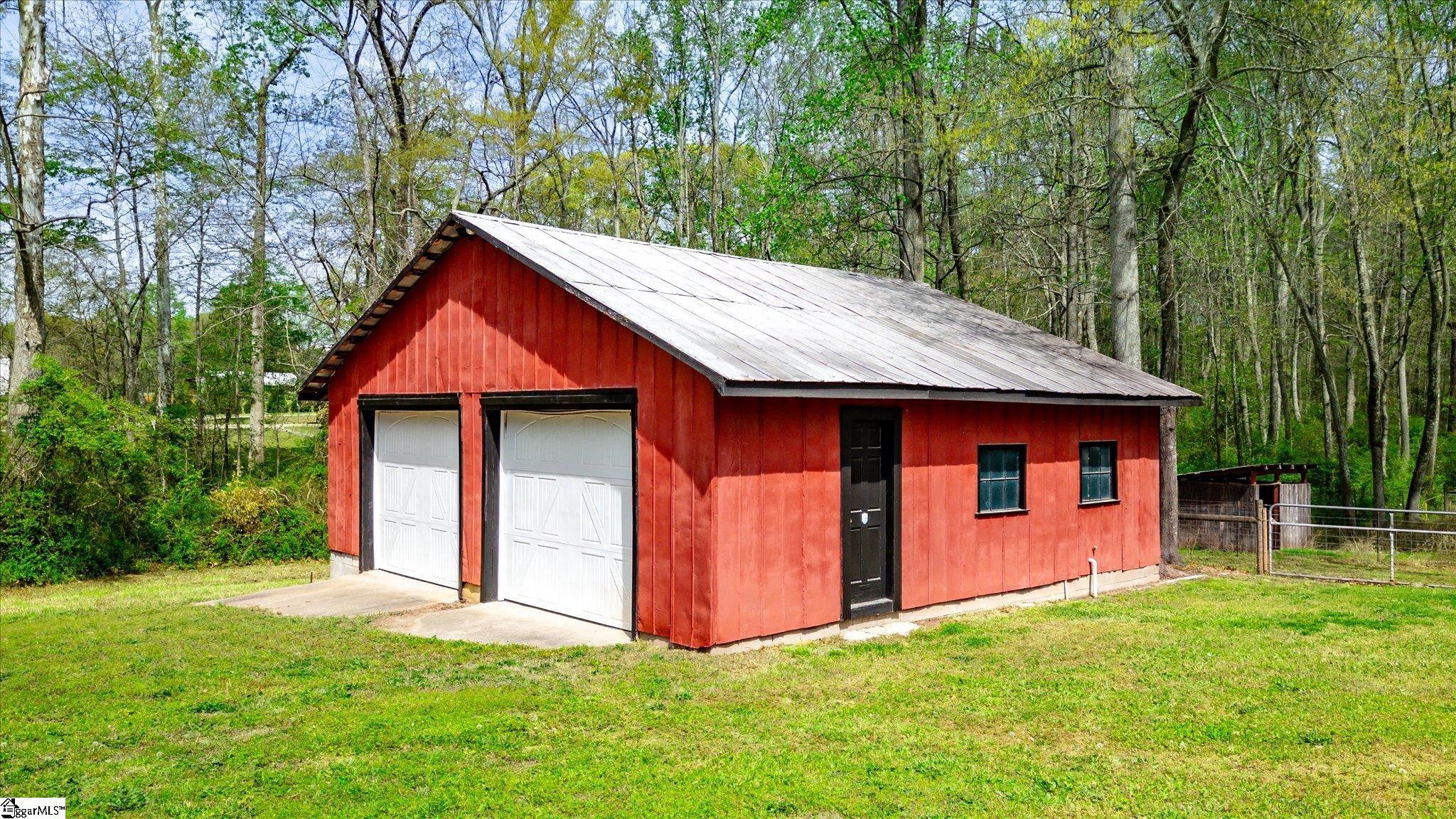 519 Moore Road Piedmont, SC 29673 - Photo 3 of 32