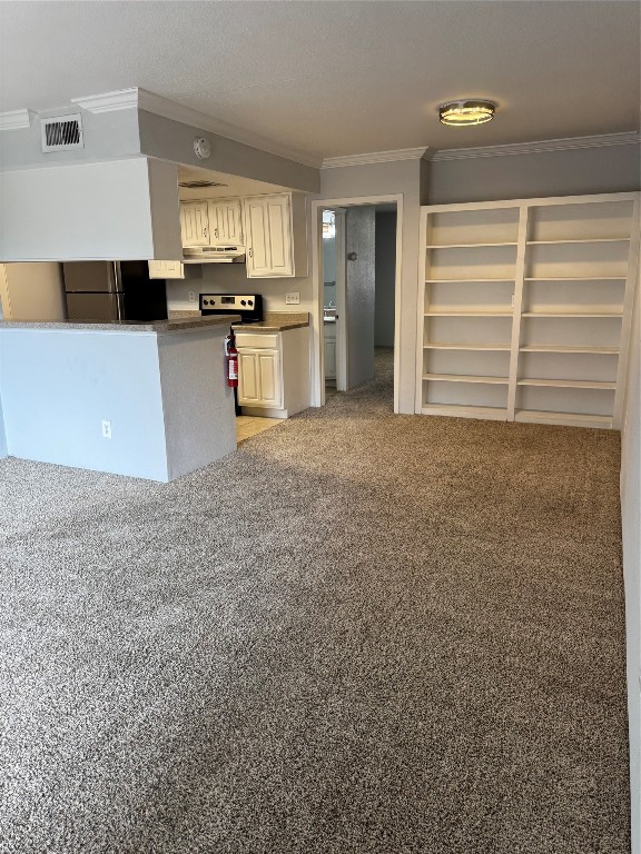 4747 Allendale Road, Unit 38 Houston, TX 77017 - Photo 3 of 9 a kitchen with a refrigerator and a stove top oven