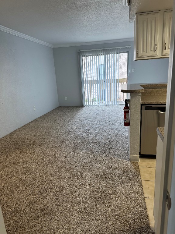 4747 Allendale Road, Unit 38 Houston, TX 77017 - Photo 5 of 9 an empty room with windows