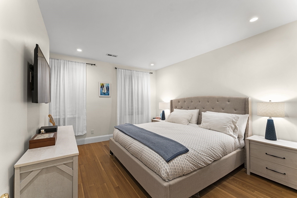 23 Worcester Street, Unit 1 Boston, MA 02118 - Photo 12 of 21